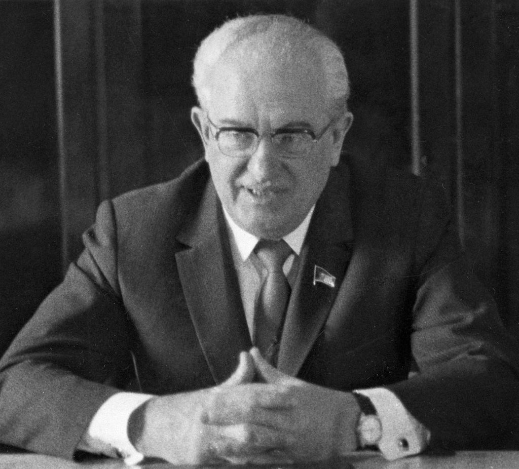 Chairman Andropov welcomes you to Mattnik's website, Comrade (Image courtesy Wikimedia Commons, Licensing CC BY-SA 3.0
